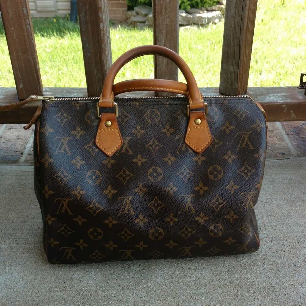 Louis Vuitton Authentic Speedy 30